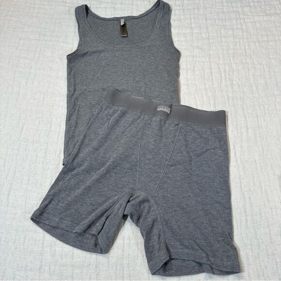 Skims Gray Tank Top & Boxer Shorts Set Size Medium - Picture 1 of 8